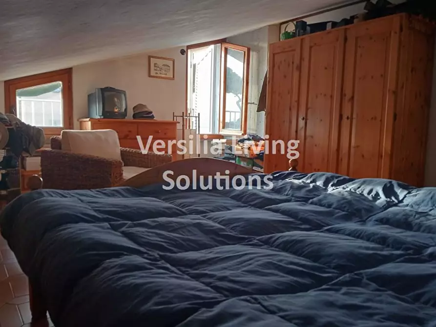Immagine 9 di Appartamento in vendita  a Camaiore