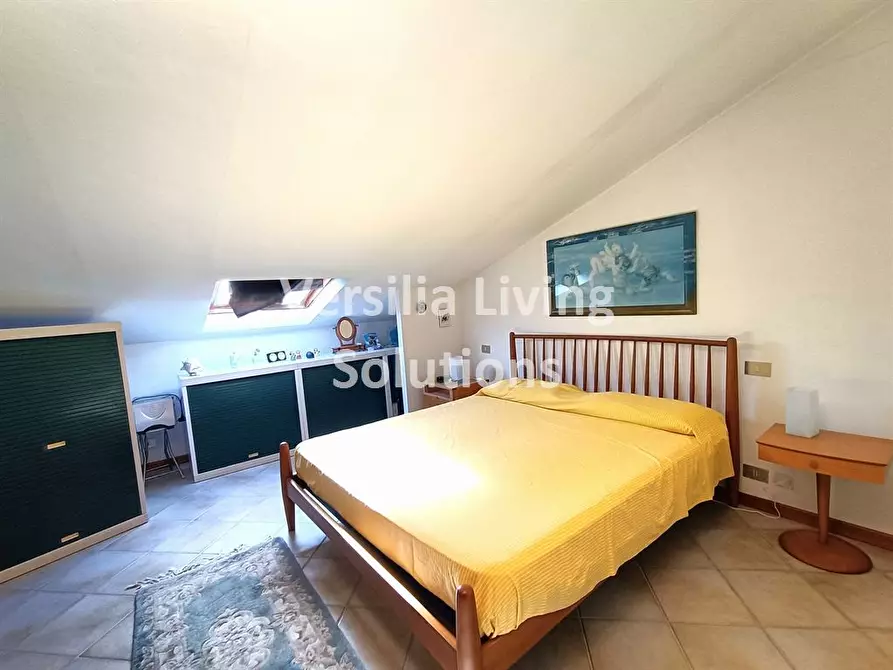 Immagine 6 di Appartamento in vendita  a Viareggio