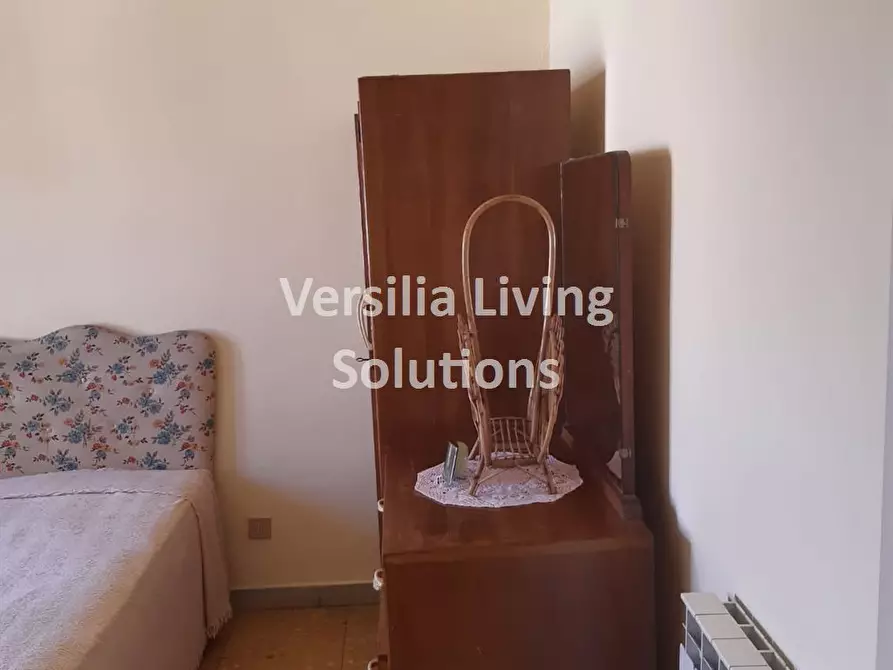 Immagine 9 di Appartamento in vendita  a Viareggio