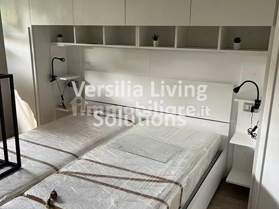 Immagine 8 di Appartamento in vendita  a Viareggio