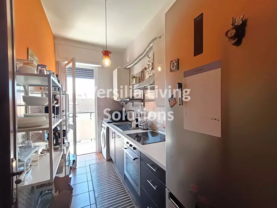 Immagine 2 di Appartamento in vendita  a Viareggio