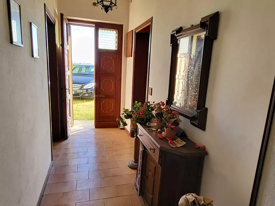 Immagine 3 di Rustico / casale in vendita  in strada statale goitese a Goito