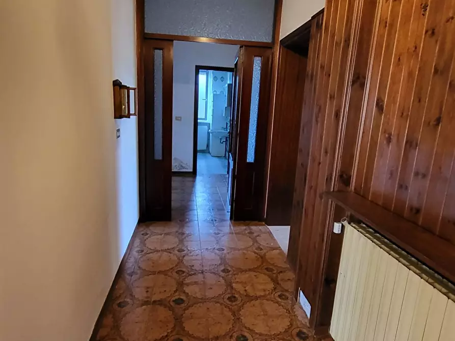 Immagine 2 di Rustico / casale in vendita  in strada statale goitese a Goito