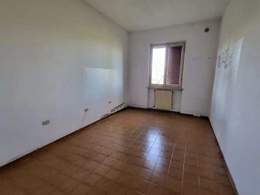 Immagine 8 di Rustico / casale in vendita  in strada statale goitese a Goito