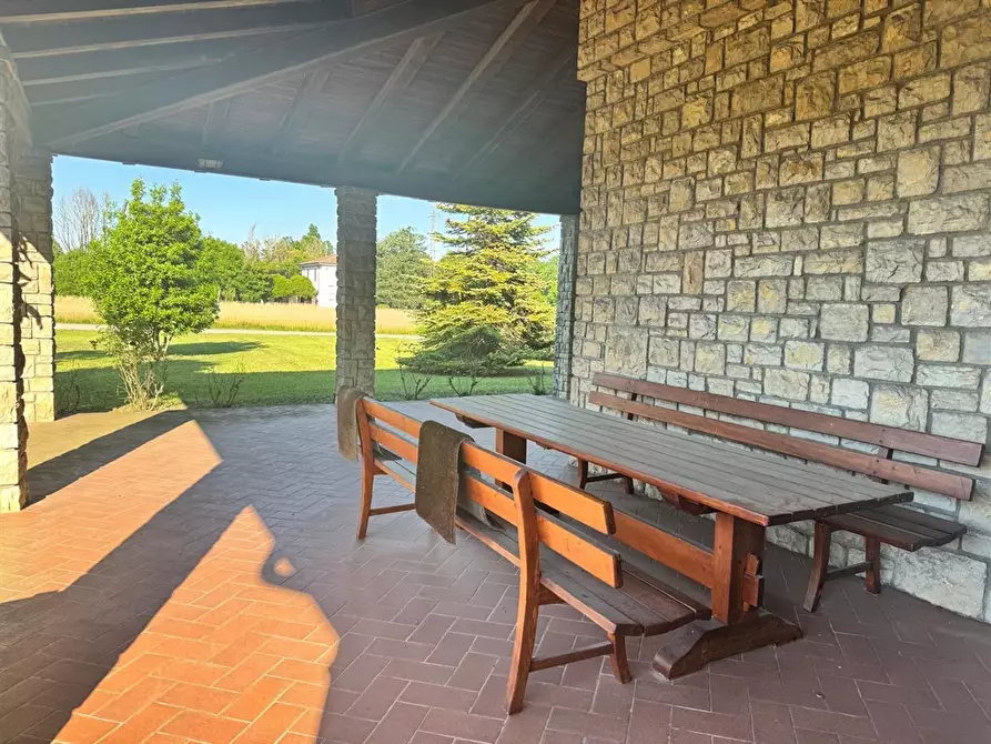 Immagine 2 di Villa in vendita  a San Giorgio Di Mantova