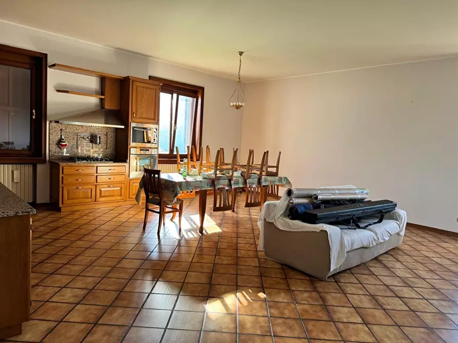 Immagine 8 di Villa in vendita  a San Giorgio Di Mantova