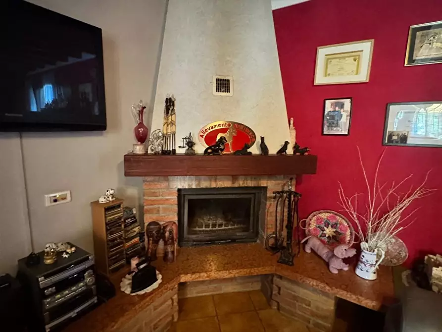 Immagine 8 di Rustico / casale in vendita  a Bagnolo San Vito