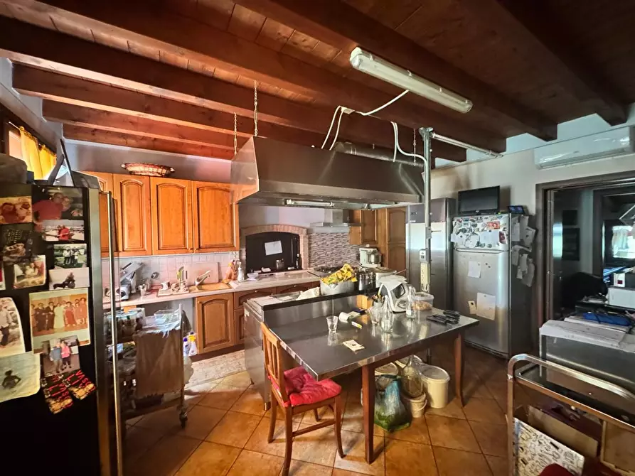 Immagine 1 di Rustico / casale in vendita  a Bagnolo San Vito
