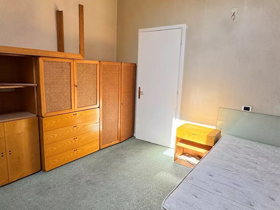 Immagine 2 di Appartamento in vendita  a Mantova