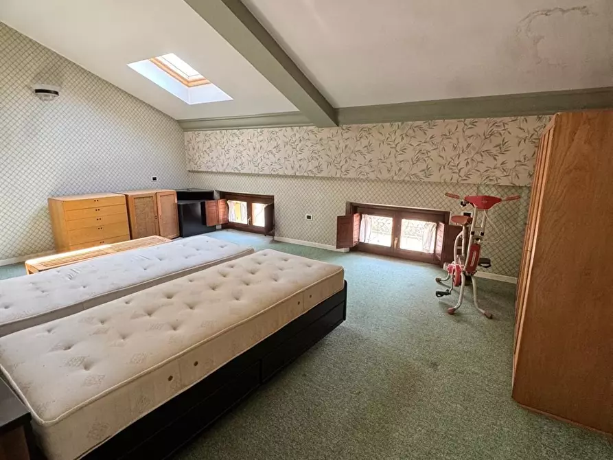 Immagine 4 di Appartamento in vendita  a Mantova