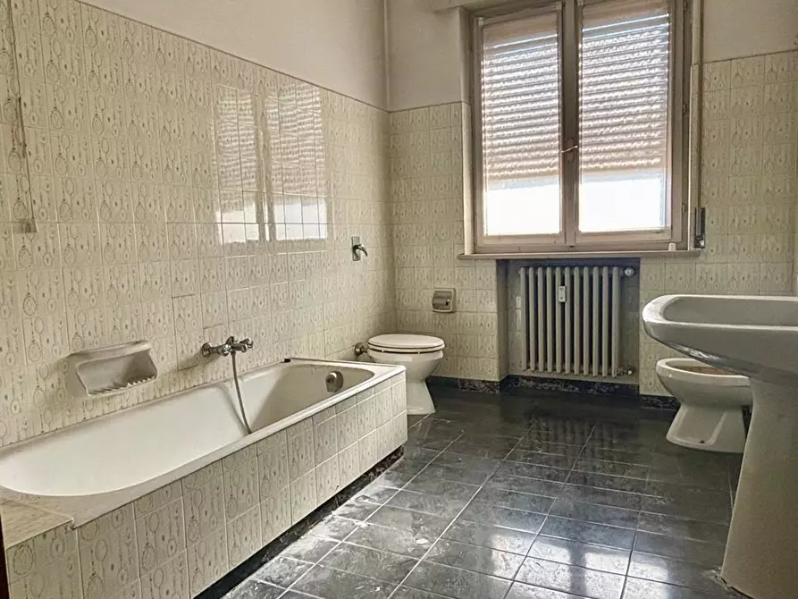 Immagine 6 di Appartamento in vendita  a Mantova
