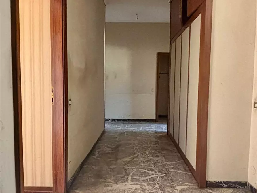Immagine 2 di Appartamento in vendita  a Mantova