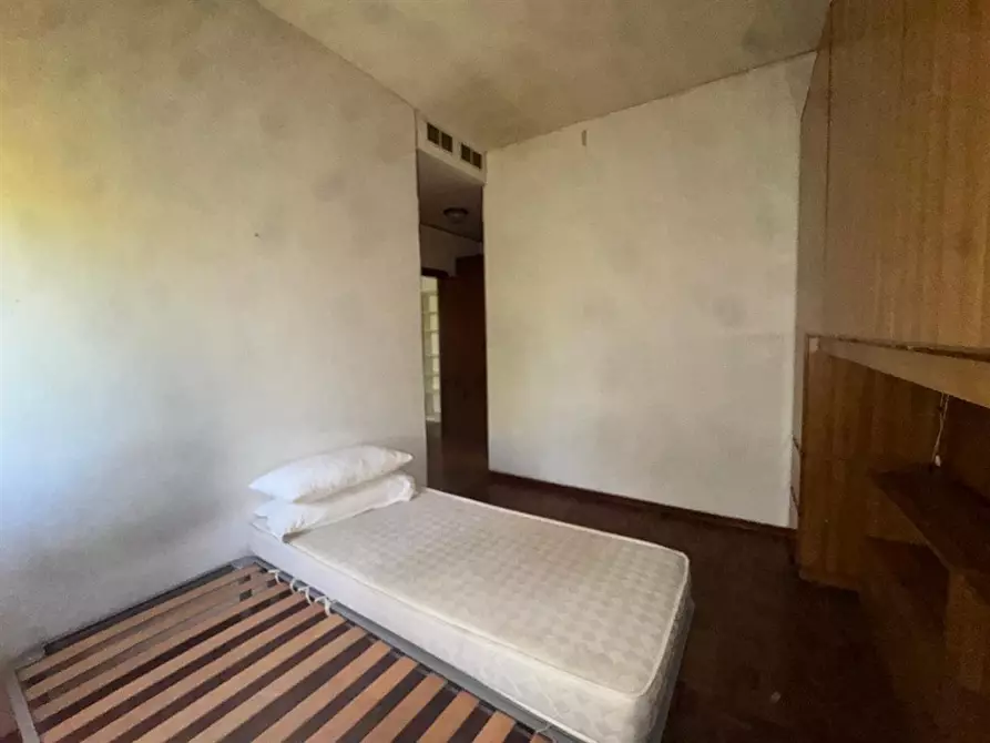 Immagine 1 di Appartamento in vendita  a Mantova