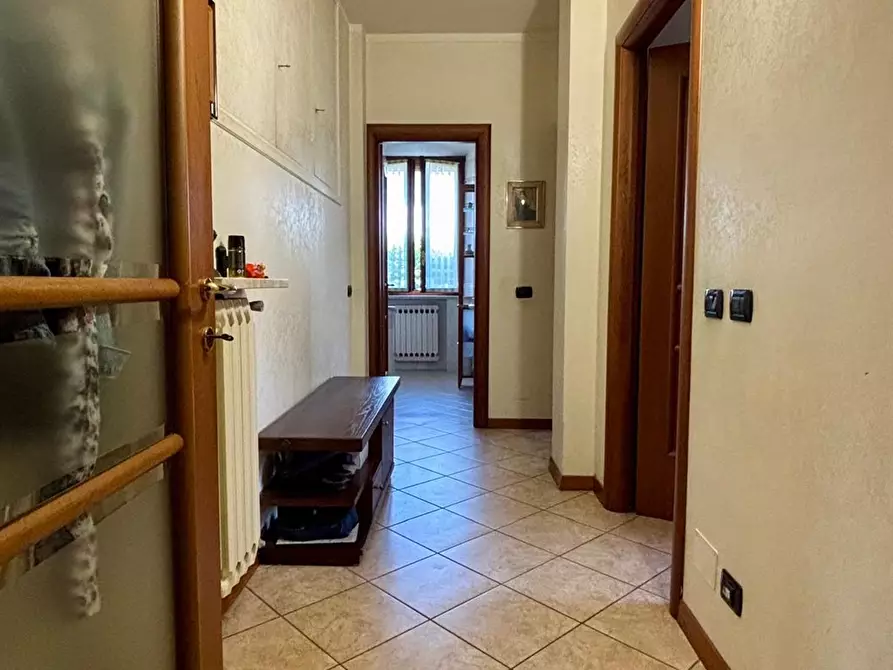 Immagine 2 di Villa in vendita  a Curtatone