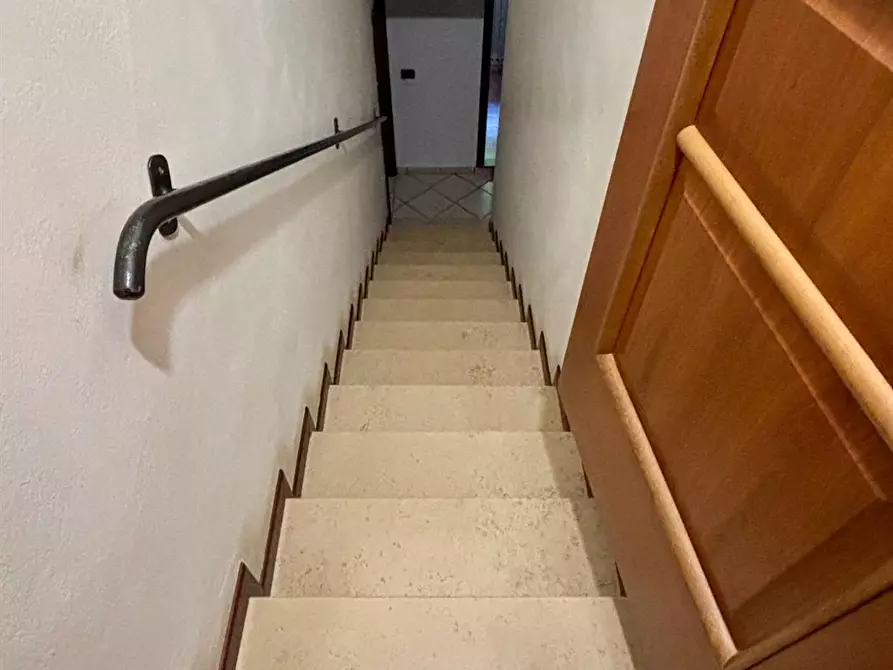 Immagine 4 di Villa in vendita  a Curtatone