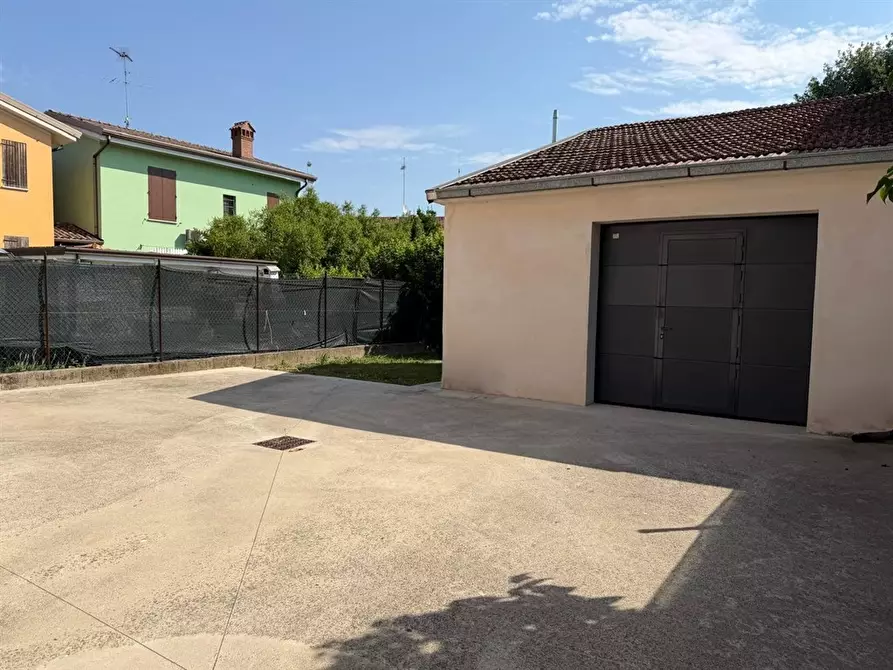 Immagine 8 di Casa indipendente in vendita  in via N. Sauro a Quistello