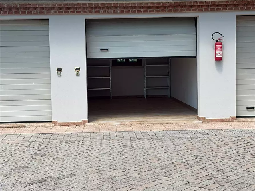 Immagine 3 di Appartamento in affitto  in via Parenza Alta a Borgo Virgilio