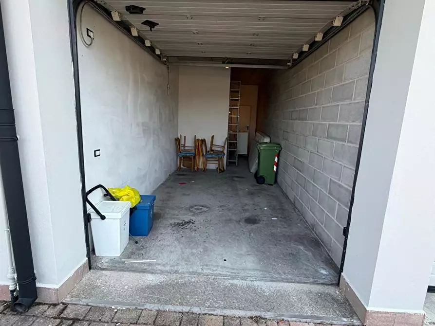 Immagine 5 di Appartamento in vendita  in via Gobetti a Bagnolo San Vito