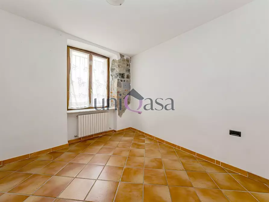 Immagine 3 di Appartamento in vendita  a Galbiate