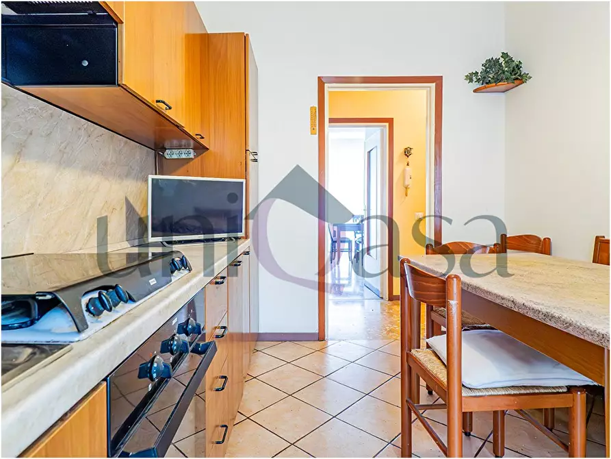 Immagine 4 di Appartamento in vendita  in Via Buonarroti 35 a Lecco