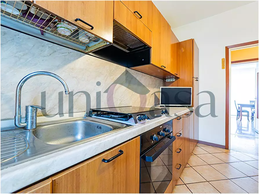 Immagine 3 di Appartamento in vendita  in Via Buonarroti 35 a Lecco