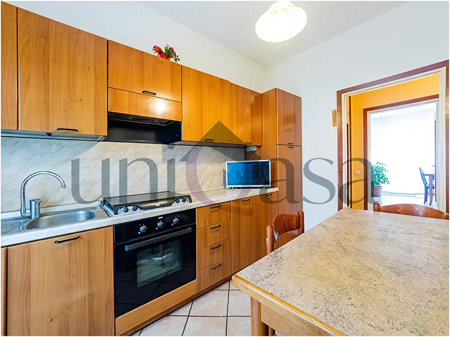 Immagine 2 di Appartamento in vendita  in Via Buonarroti 35 a Lecco