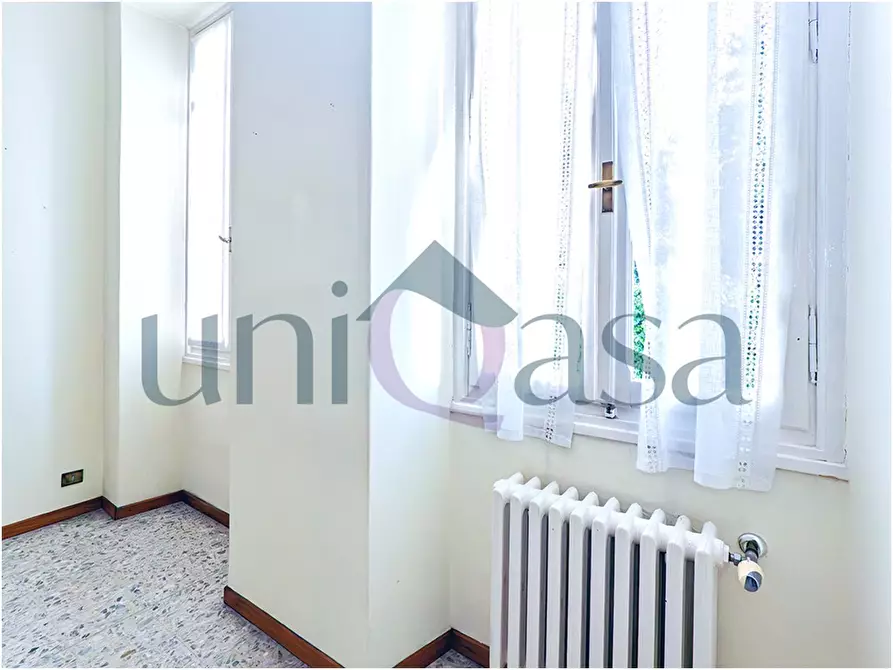 Immagine 2 di Appartamento in vendita  a Lecco