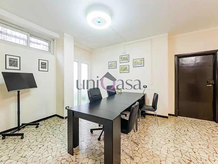 Immagine 1 di Ufficio in vendita  in Via Camillo Benso conte di cavour a Lecco