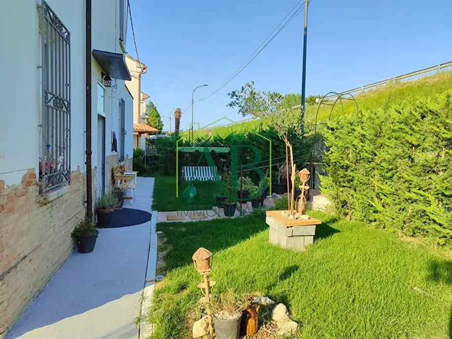 Immagine 8 di Casa indipendente in vendita  a Ravenna