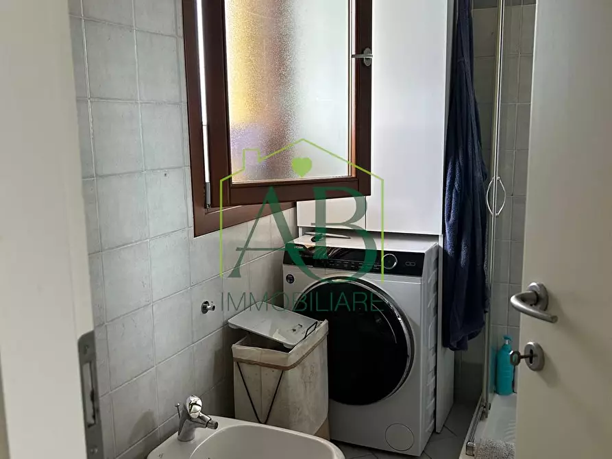 Immagine 4 di Appartamento in vendita  a Ravenna