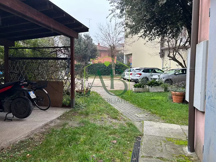 Immagine 3 di Appartamento in vendita  a Ravenna
