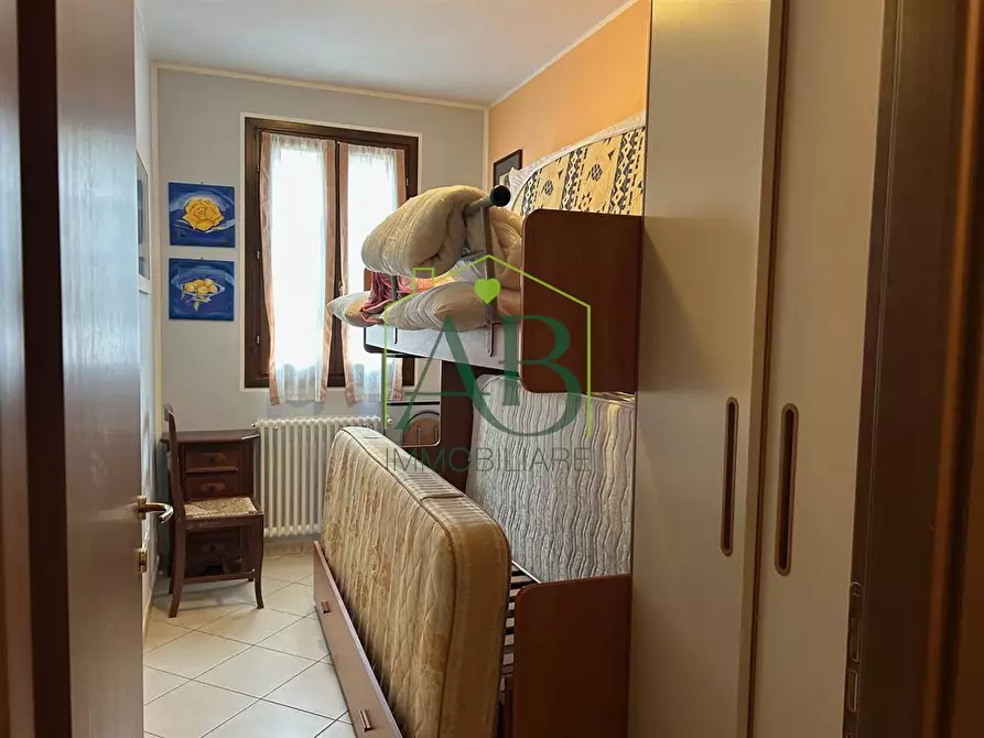 Immagine 5 di Appartamento in vendita  a Ravenna