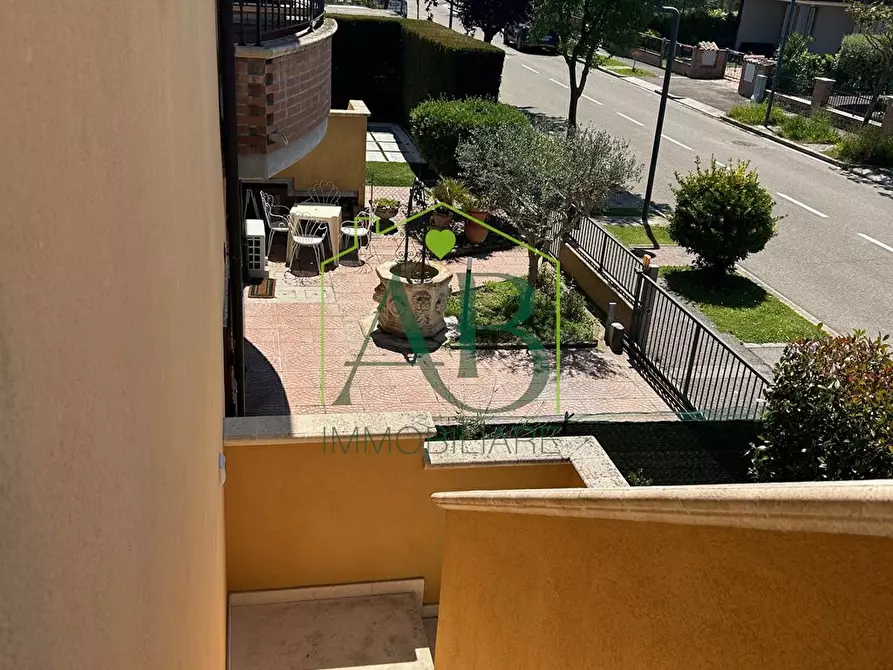 Immagine 4 di Appartamento in vendita  a Ravenna