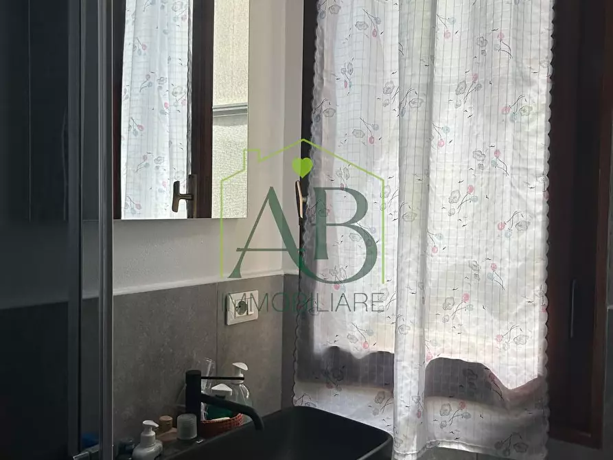 Immagine 2 di Appartamento in vendita  a Ravenna