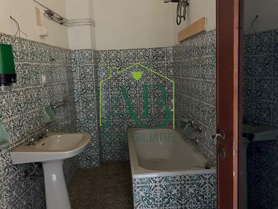 Immagine 1 di Appartamento in vendita  a Ravenna