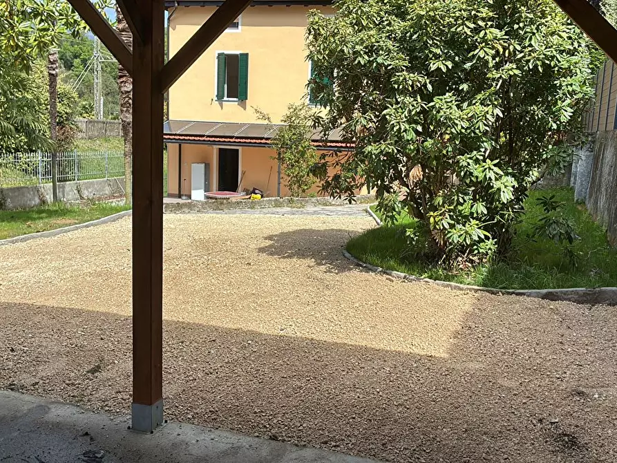 Immagine 4 di Casa indipendente in vendita  in Via Alla Fermata 19 a Castelveccana