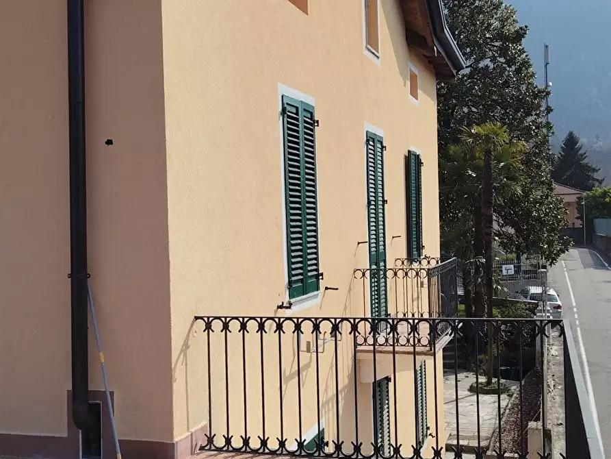 Immagine 8 di Casa indipendente in vendita  in Via Alla Fermata 19 a Castelveccana