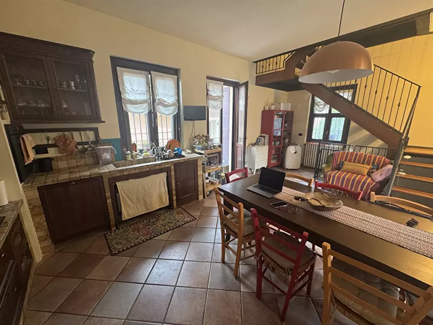 Immagine 9 di Villa in vendita  in AL RONCO 6 a Gavirate