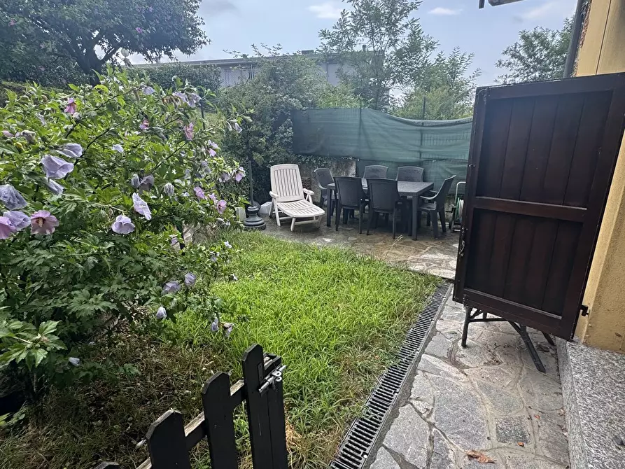 Immagine 6 di Villa in vendita  in AL RONCO 6 a Gavirate