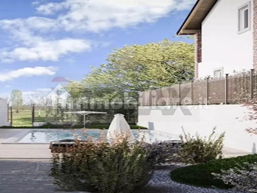 Immagine 1 di Villetta a schiera in vendita  in Via budrio 34 a Milano