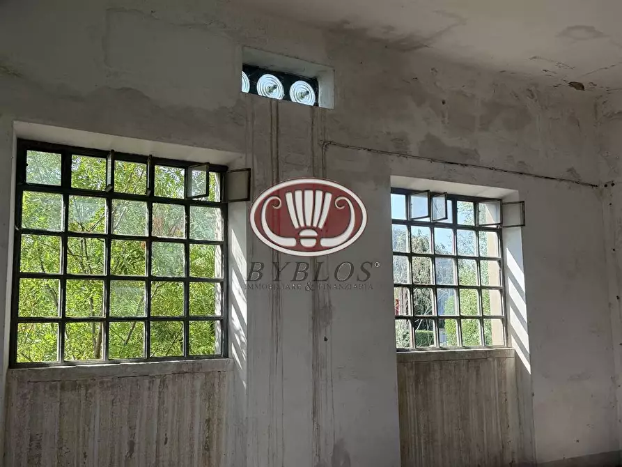 Immagine 6 di Casa indipendente in vendita  a Azzate