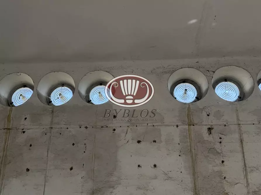 Immagine 5 di Casa indipendente in vendita  a Azzate