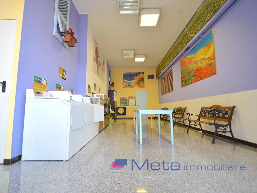 Immagine 4 di Negozio in vendita  in Via Moro 77 a San Donato Milanese