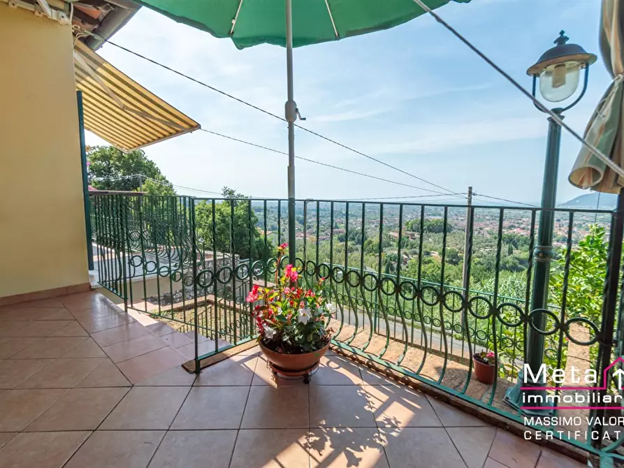 Immagine 9 di Villa in vendita  in via Provinciale 215 a Castelnuovo Magra