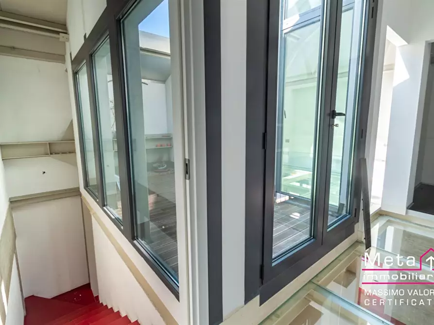 Immagine 4 di Laboratorio in vendita  in Via Mecenate 76 a Milano