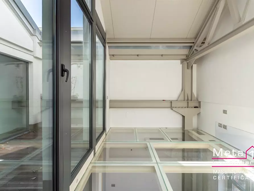 Immagine 5 di Laboratorio in vendita  in Via Mecenate 76 a Milano