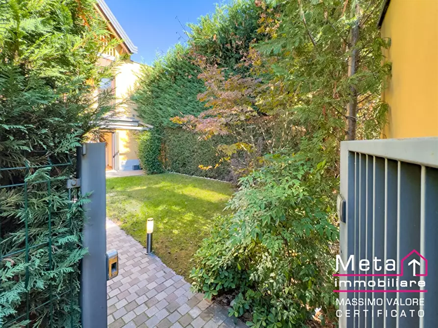 Immagine 6 di Appartamento in vendita  in Via Virgilio Ferrari 25 a Milano