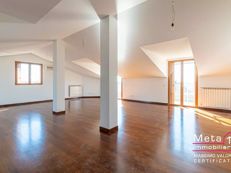 Immagine 8 di Attico in affitto  a San Donato Milanese