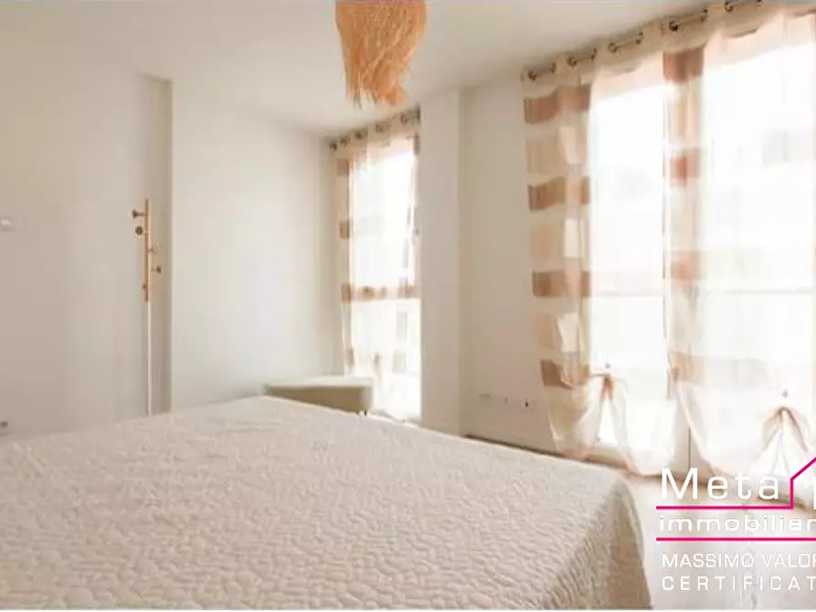 Immagine 2 di Appartamento in vendita  in Via Principe Eugenio 3 a Milano