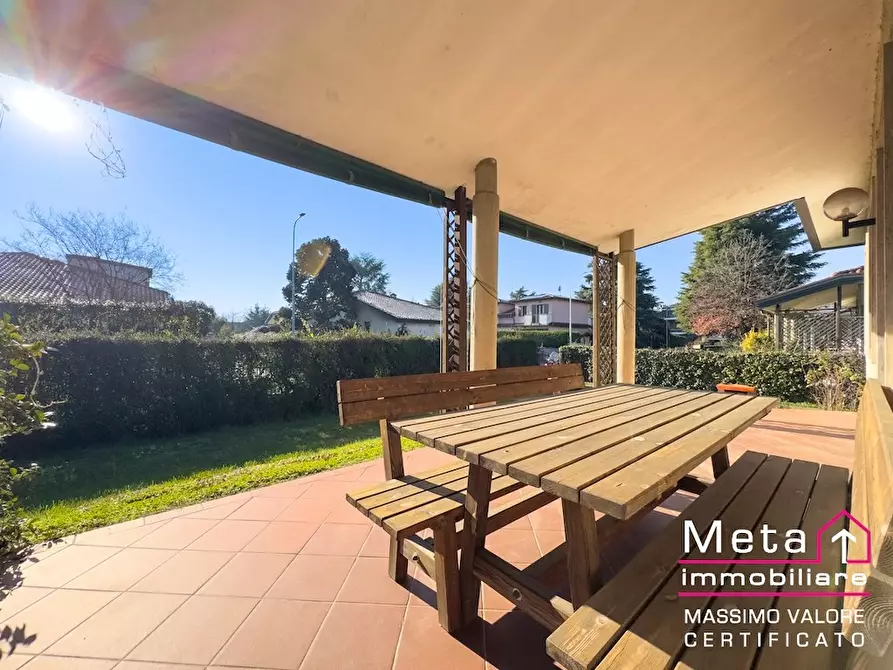 Immagine 5 di Villa in vendita  in Via C. Armellini 11 a Pantigliate